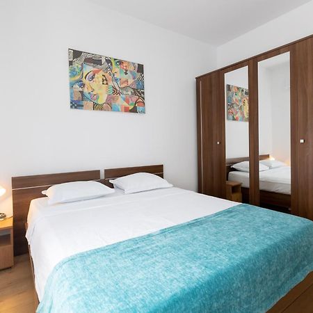 Obor Central Oasis --Secured Parking Nearby --Self Check-In-- 1Min Metro Station Bucareste Exterior foto